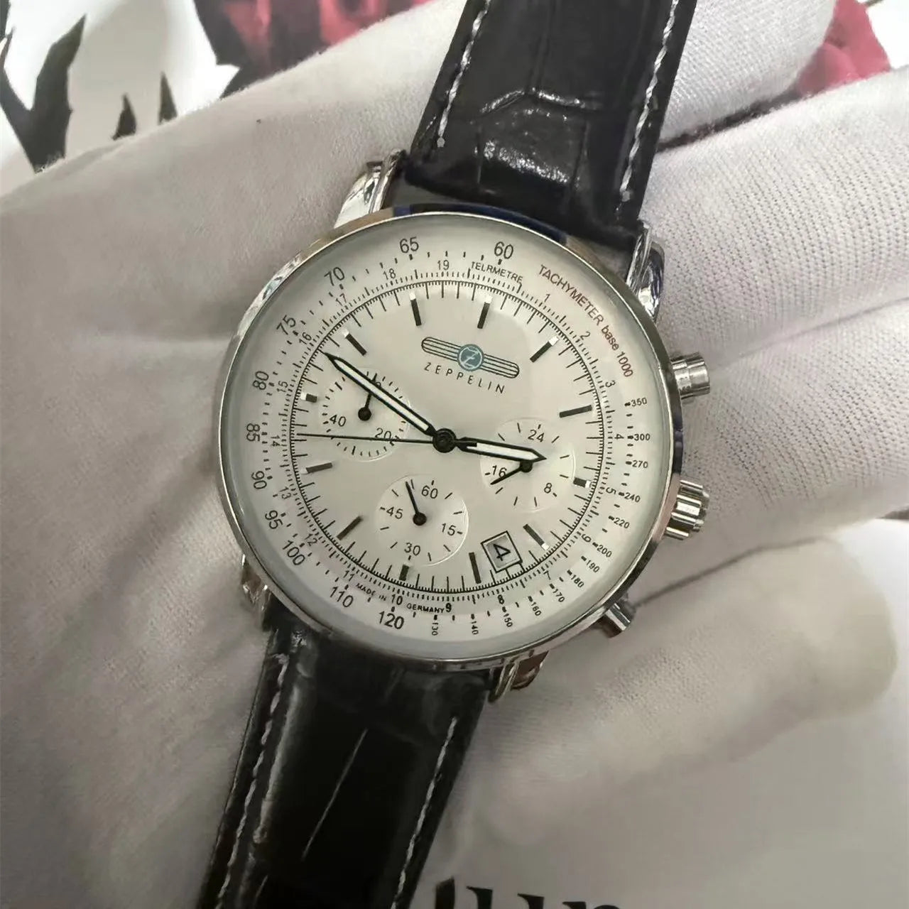 Fashion Leisure Business Zeppelin Men's Watch Luxury Automatic Date Quartz Watch Three Eye Multifunctional Chronograph