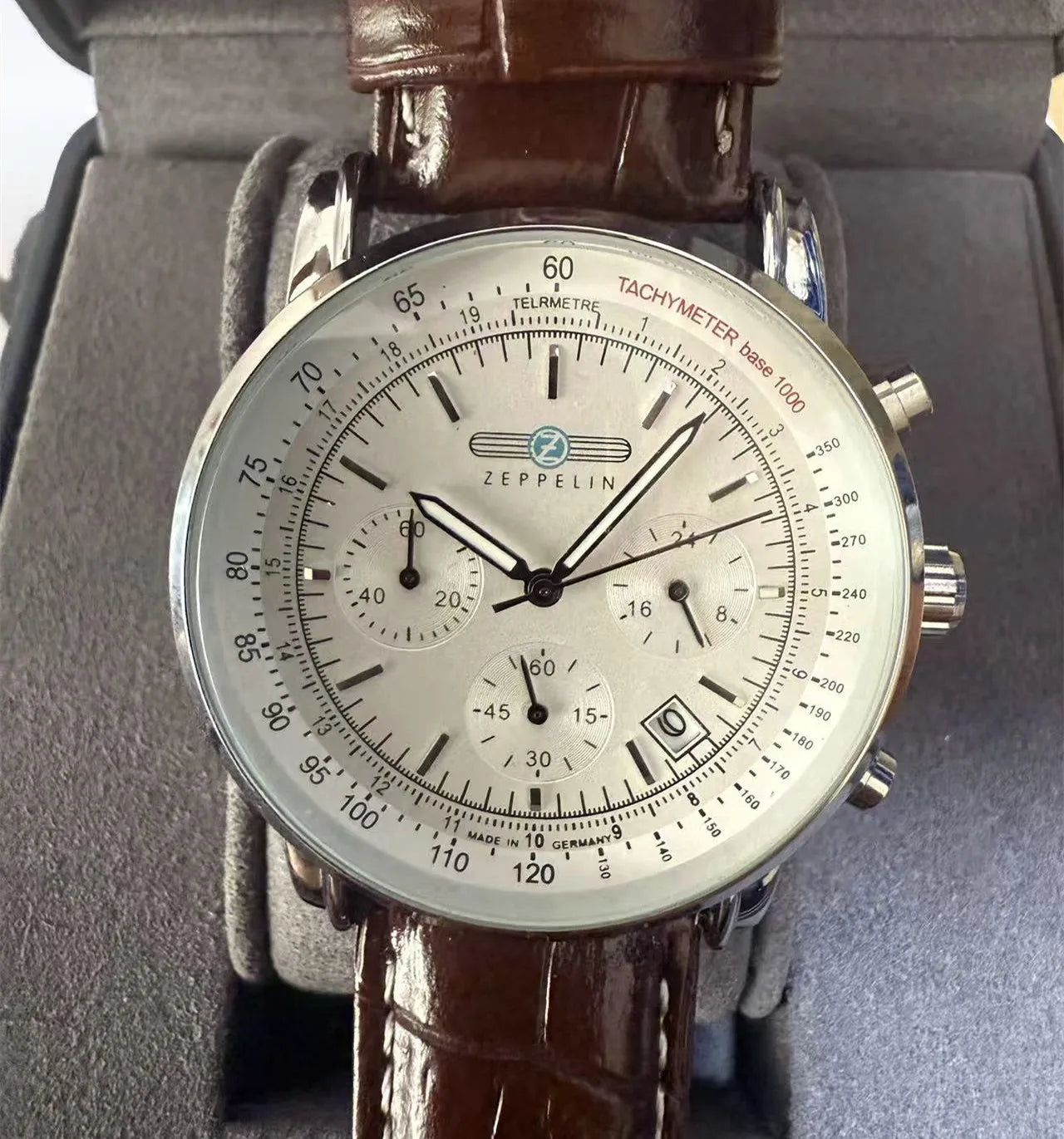 Fashion Leisure Business Zeppelin Men's Watch Luxury Automatic Date Quartz Watch Three Eye Multifunctional Chronograph