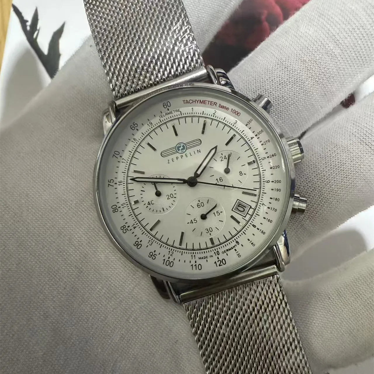 Fashion Leisure Business Zeppelin Men's Watch Luxury Automatic Date Quartz Watch Three Eye Multifunctional Chronograph