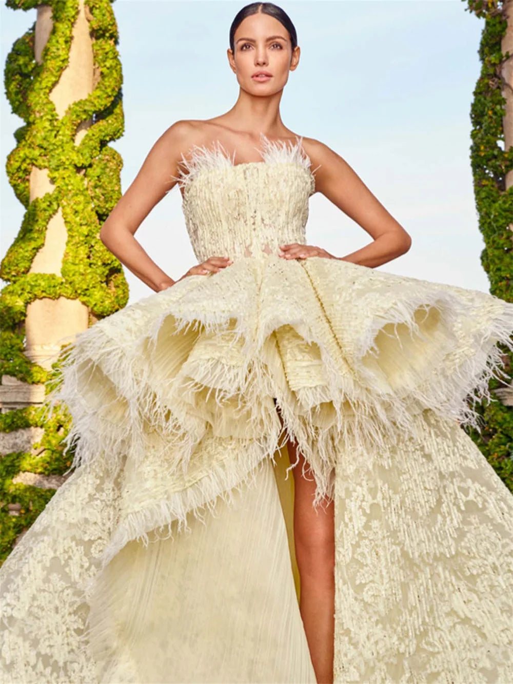 Luxurious Strapless Prom Dress 2026 Elegant Fringed Evening Dresses Charming Sleeveless Floor Length Gowns Vestidos De Novia