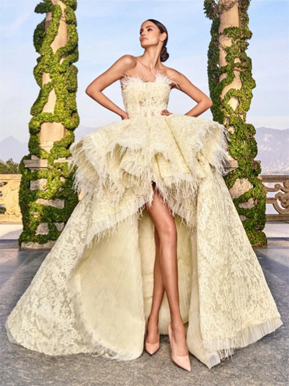 Luxurious Strapless Prom Dress 2026 Elegant Fringed Evening Dresses Charming Sleeveless Floor Length Gowns Vestidos De Novia